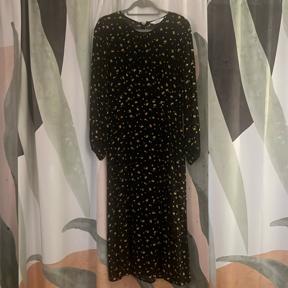 Long sleeve midi dress